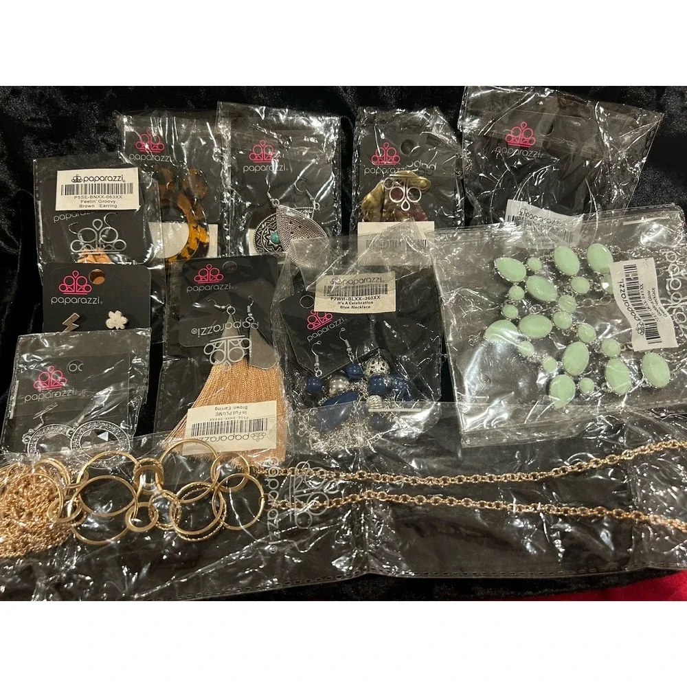 Paparazzi Jewelry Necklace Earrings Bracelet Ring Mixed Lot of 50- NO‎ JUNK New!